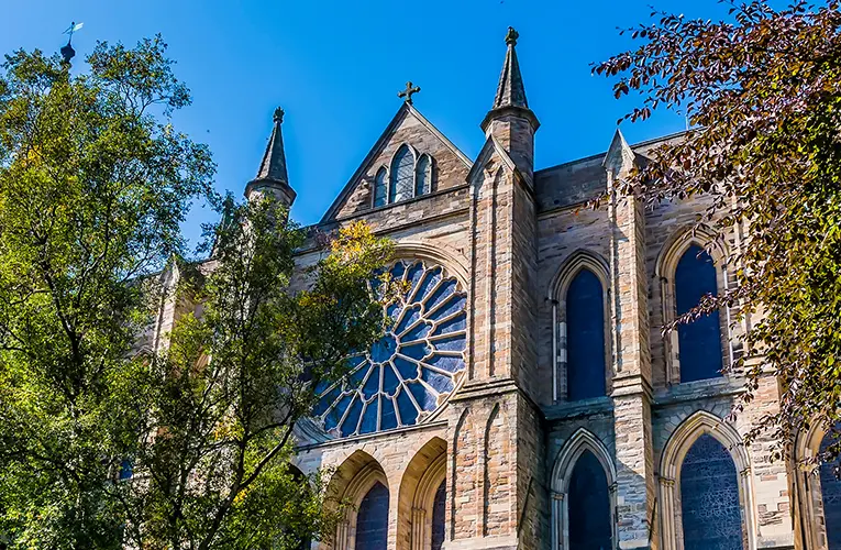 Investing in Your Future: Top Universities in the US & Canada for a World-Class Education